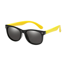 Cargar imagen en el visor de la galería, Gafas de sol infantiles flexibles y polarizadas
